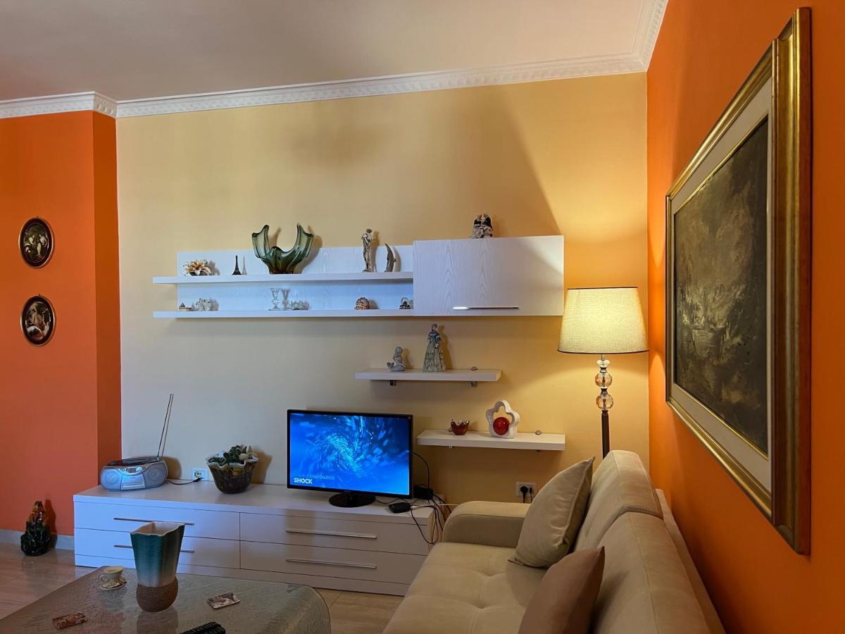 City Center Apartment In Shkodra Kültér fotó