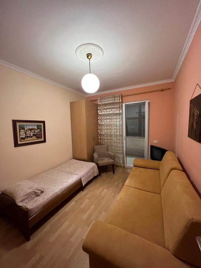 City Center Apartment In Shkodra Kültér fotó